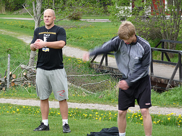 Nyf�rv�rvet Henrik Ruud och junioren Love Eriksson in action.