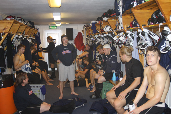 Vem har lagt mina hockeybyxor l�ngst upp?